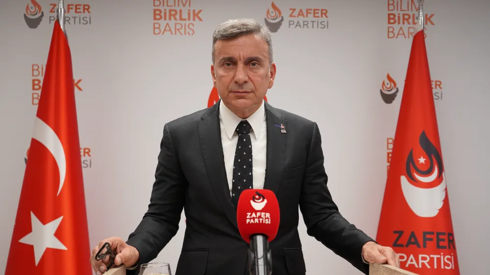 Zafer Partisi Sözcüsü Azmi Karamahmutoğlu, Zafer Partisi’nin gündeme ilişkin görüşlerini açıkladı.