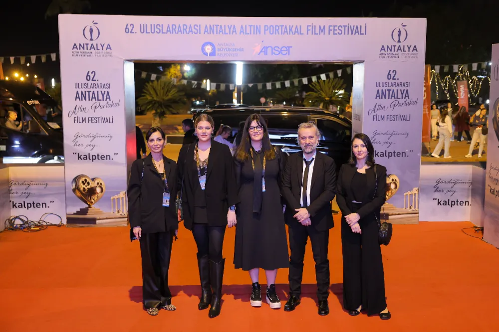 ALTIN PORTAKAL’DAN 29 EKİM’E        ÖZEL  GALALAR