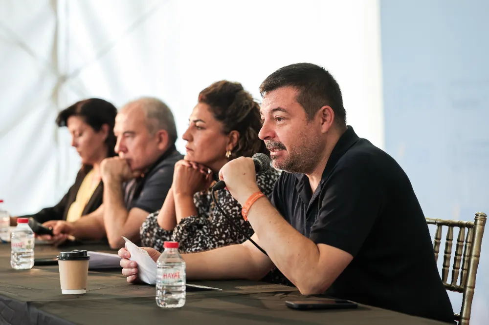 TÜRKİYE’DE BİLET SAYILARI ALARM VERİYOR!