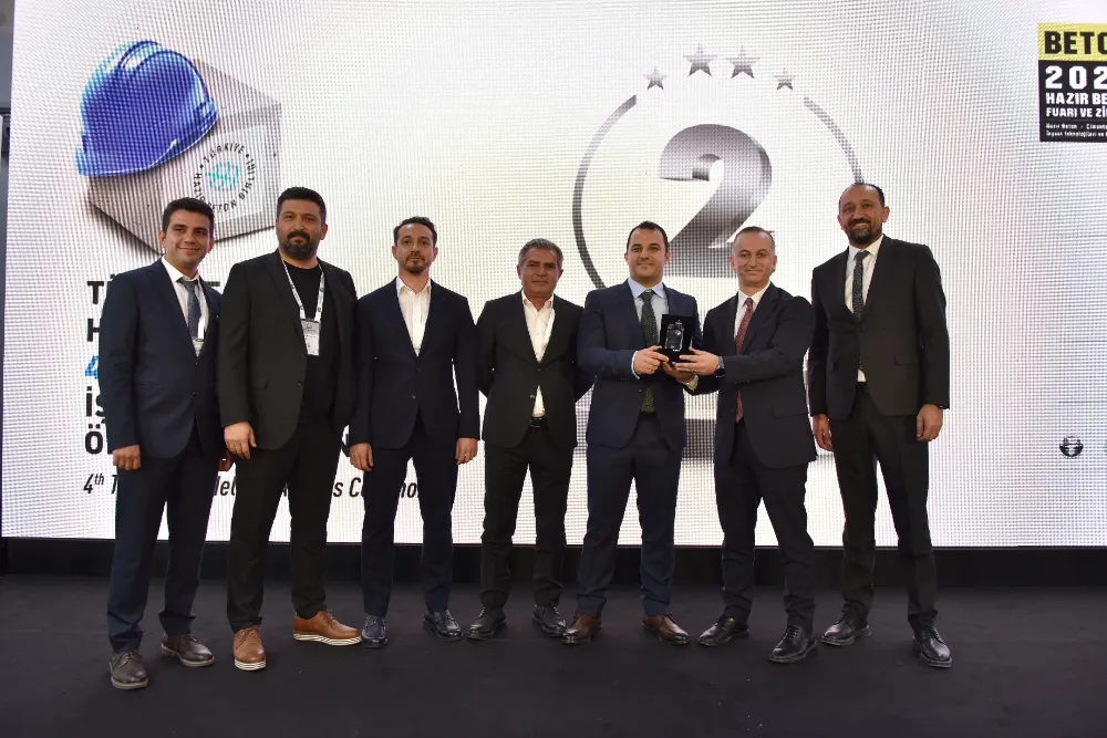 Türkiye Hazır Beton Birliğinin 4. Mavi Baret İş Güvenliği Ödülleri sahiplerini buldu