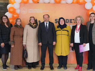 ETÜ Paydaşlığında ‘Kadına Yönelik Şiddetin İzleri’ Paneli Düzenlendi