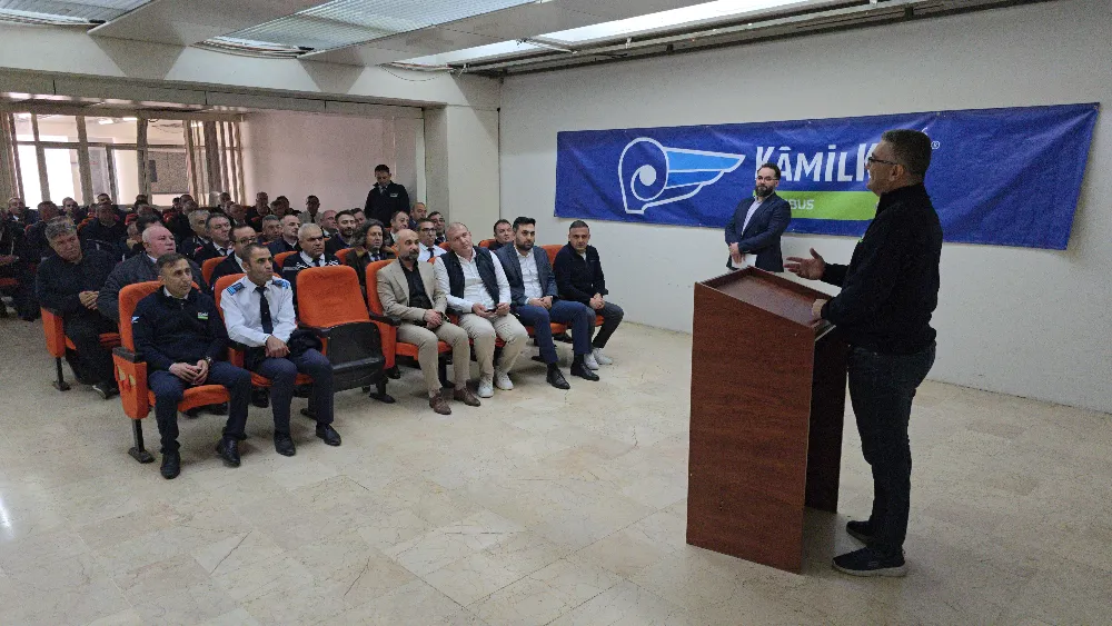 Kâmil Koç, Dünya Şoförler Günü’nü  Ankara’da kaptanlarıyla kutladı