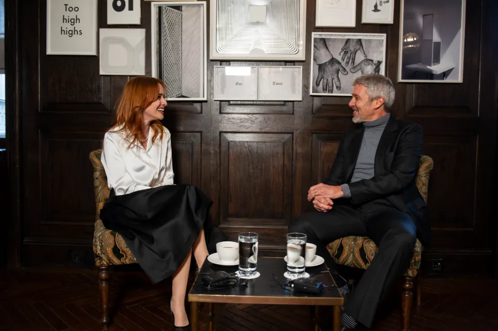İŞ DÜNYASINDA DÖNÜŞÜM İÇİN PROFEMİNİZM YAKLAŞIMI: YANINDAYIZ DERNEĞİ, EQUİMUNDO CEO’SU GARY BARKER’I AĞIRLADI 