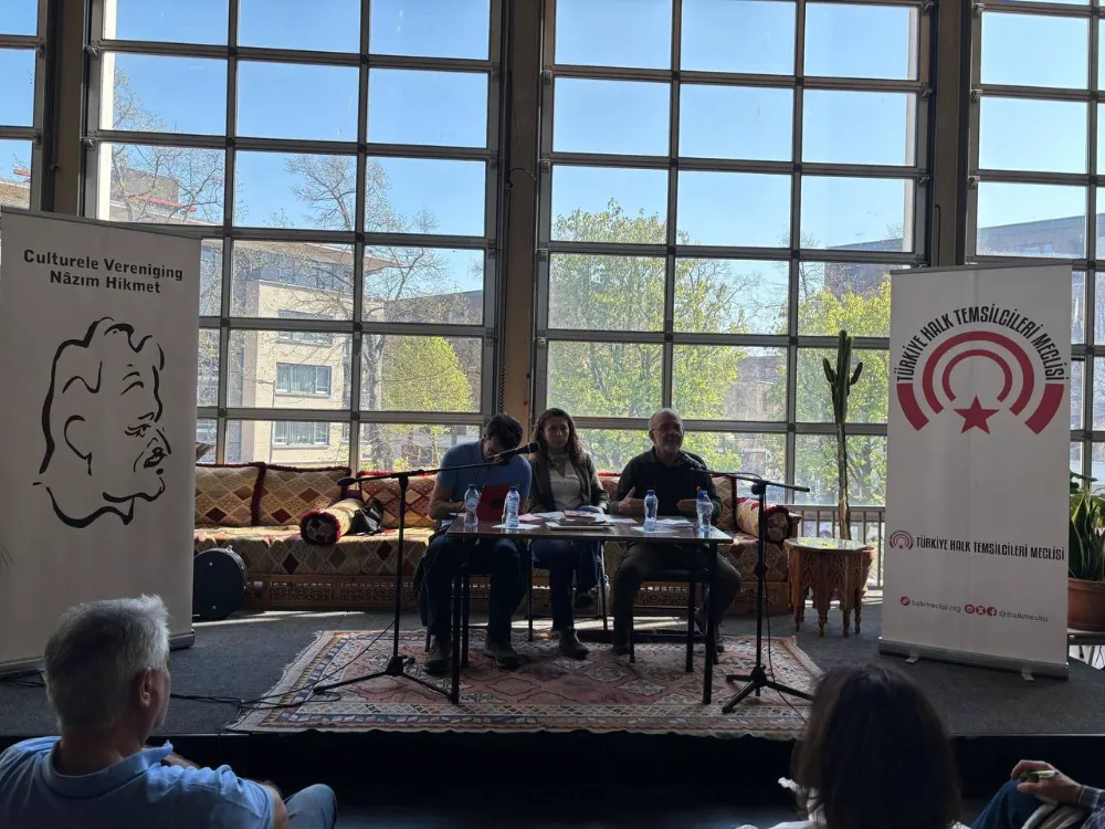 Okuyan ve Terkoğlu Amsterdam’da THTM etkinliğinde konuştu: ‘Savaşın Gölgesinde Yaşam, Dünya ve Türkiye’ 