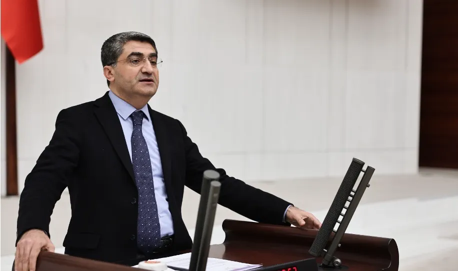 DEVA Partili Ekmen:  Hukuksuzluk ve yoksulluğun gölgesinde bir Anneler Günü 