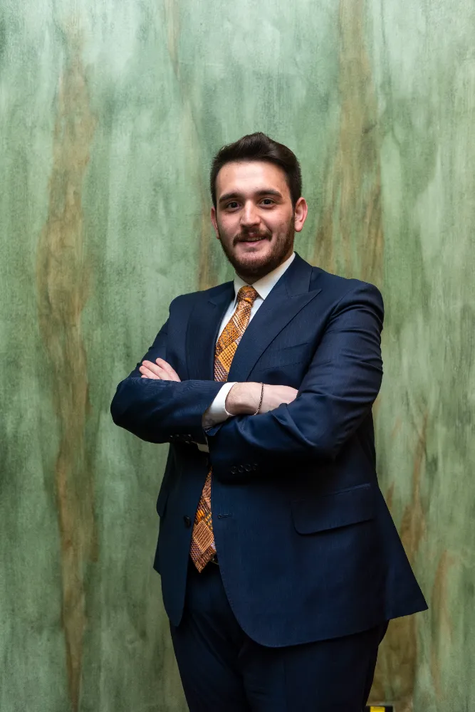 “TÜRK YATIRIMCILAR İÇİN YENİ DÖNEM: KIBRIS’TA 6 DAİREYE KADAR ALIM HAKKI!” 