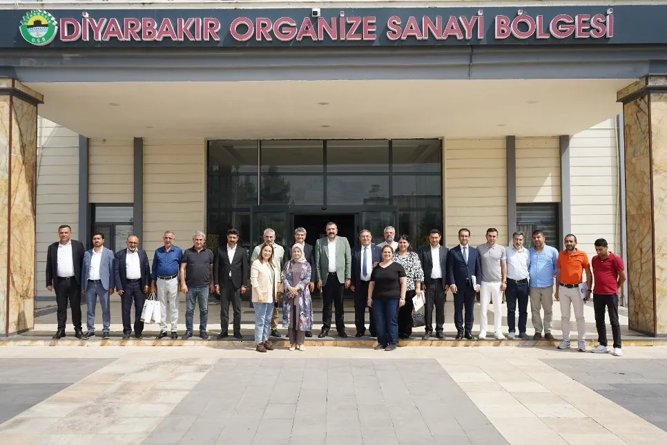 DEVA Partisi’nden Diyarbakır’a çıkarma: Diyarbakır halkı çözüm ve istikrar istiyor 