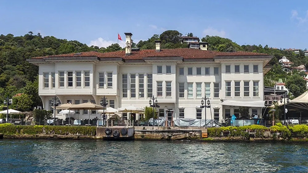 Les Ottomans Otel ihalesini 3.2 milyar TL ile BLG Varlık Yönetim kazandı 