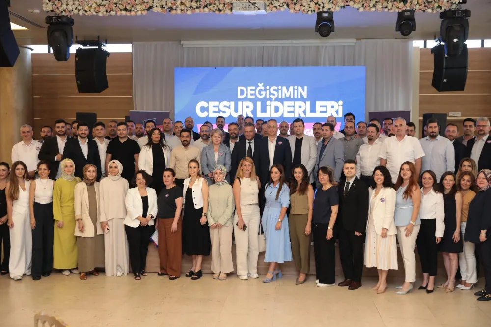 DEĞİŞİMİN CESUR LİDERLERİ İBB LİDERLİK GELİŞİM PROGRAMI’NDA YETİŞİYOR 
