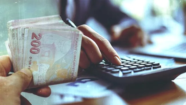 Memur ve emeklinin zam oranı yarın belli oluyor