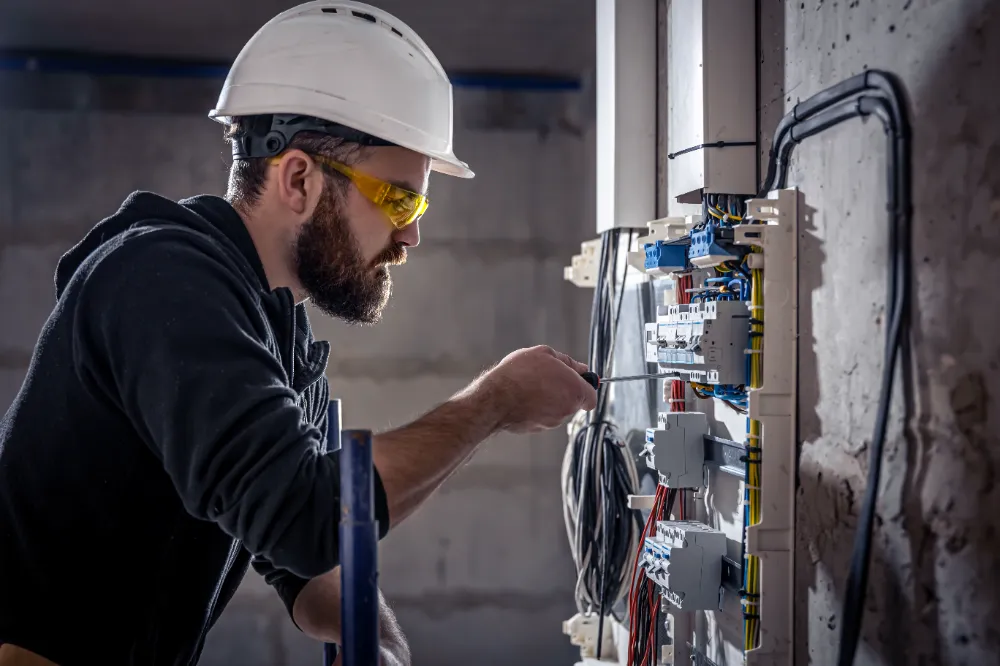 İstanbul Elektrik Teknisyenleri Odası Başkanı Haluk Bozali Röportajı