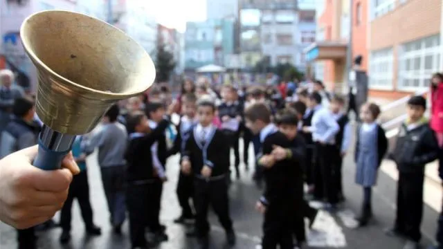 Uygun okullarda 