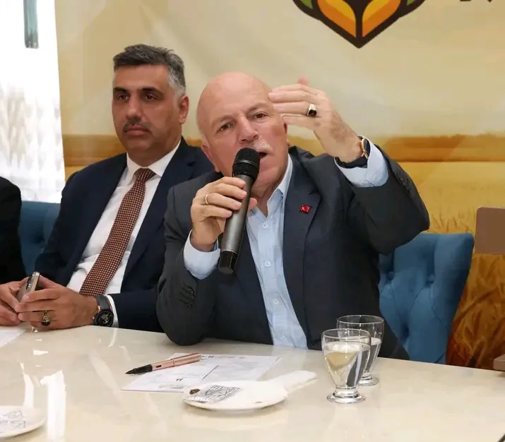 Başkan Sekmen: “Erzurum’a Sahip Çıkmaya Devam Ediyoruz”