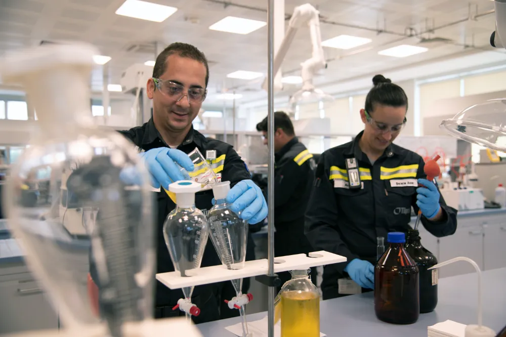 TÜPRAŞ’tan SUNFUSION Projesiyle  Yenilenebilir Yakıt Üretiminde İnovatif Bir Adım
