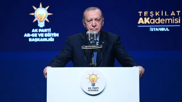 Erdoğan: Özgür Özel gitsin Managat