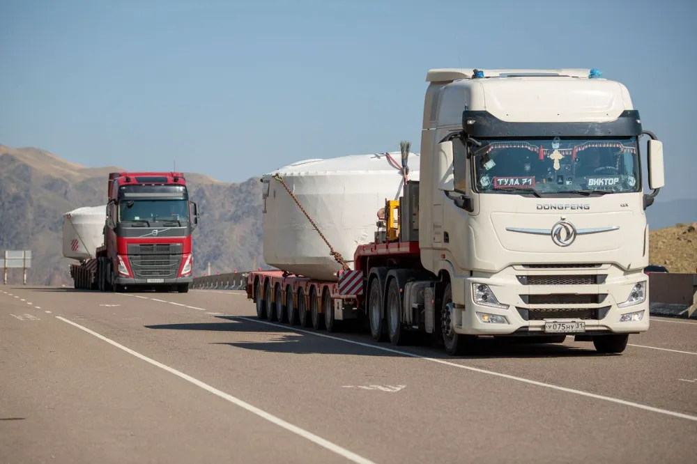 ROSATOM’UN RÜZGÂR PARKI İNŞASI İÇİN İLK PARÇALAR KIRGIZİSTAN’A TESLİM EDİLDİ  