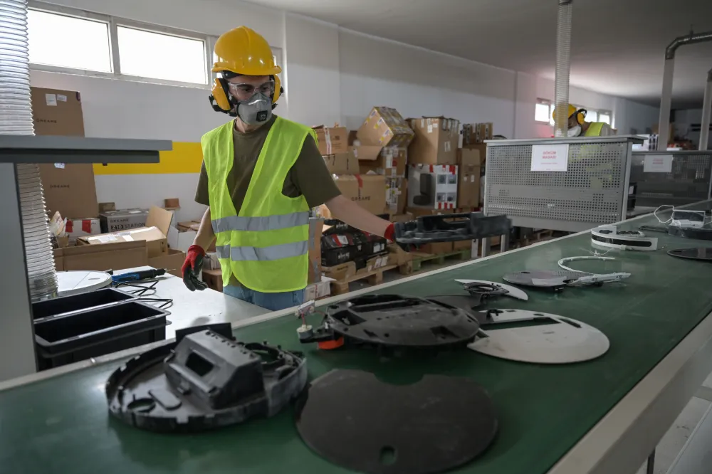 “DÜNYA İÇİN LAZIM” PROJESİNDE 15 BİNİ AŞKIN KİŞİYE ULAŞILDI 